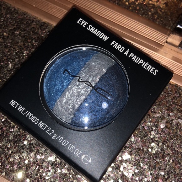 MAC Cosmetics eyeshadow Persuasive NEW - Picture 14 of 16